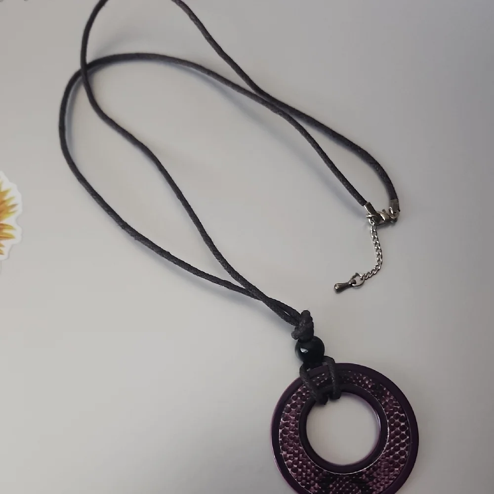 Purple Pendant Ryeglass Holder Necklace